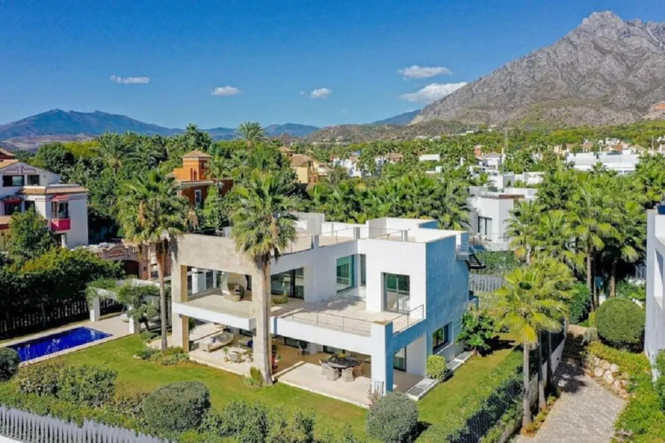 Casa Menard Villa Marbella