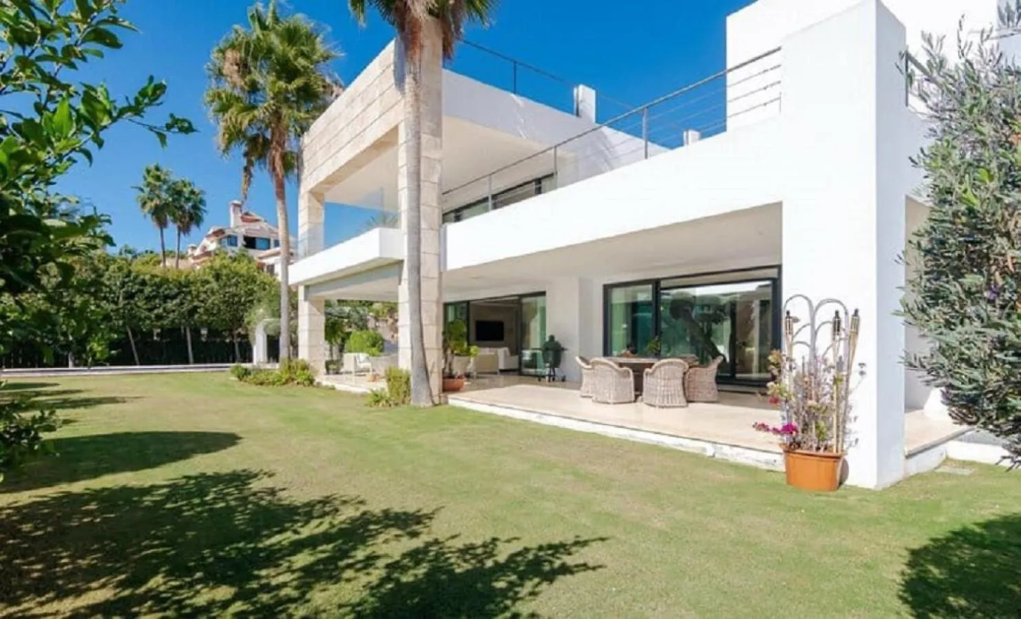 Casa Menard Villa Marbella