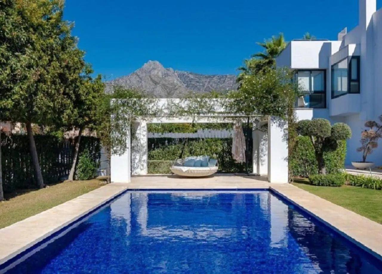 Casa Menard Villa Marbella 0*,